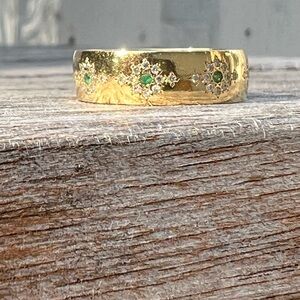 Adel Chefridi 18k Shimmer gold band